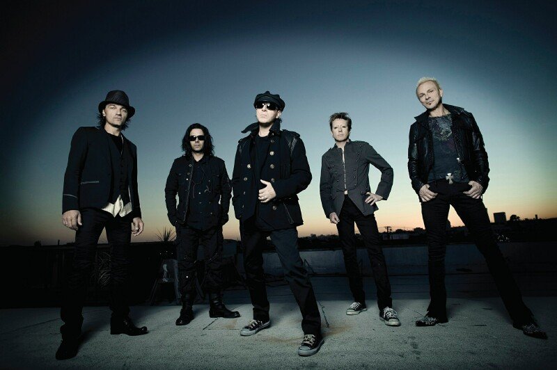 Scorpions - Loving You Sunday Morning
