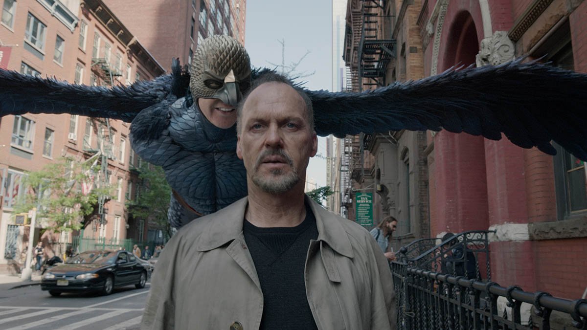 Birdman ou (A Inesperada Virtude da Ignorância)