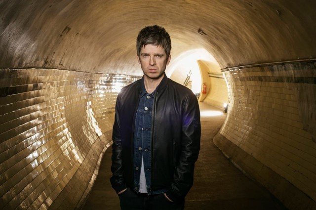 Noel Gallagher - Chasing Yesterday